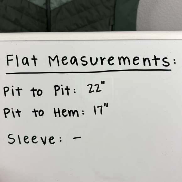 Mons Royale Women’s Neve Merino Insulated Vest - Picture 11 of 11